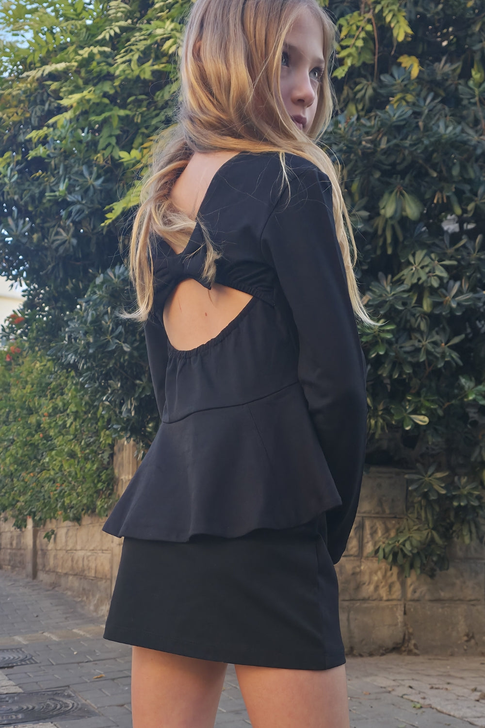 חליפת חצאית ומחוך ''ריאנה''