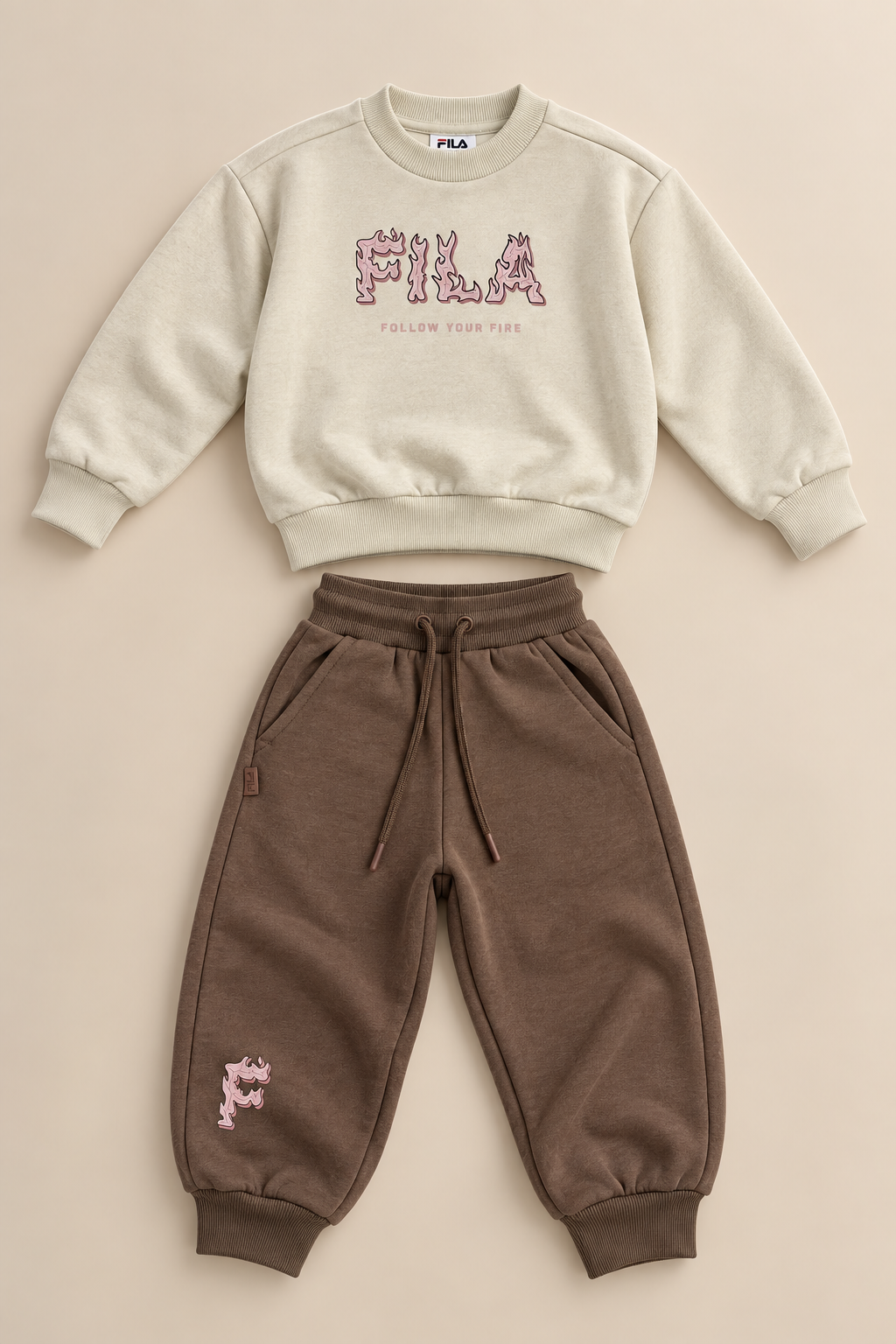 חליפת פוטר FILA לבנות קרם מידות 2-10 – תמונה 4