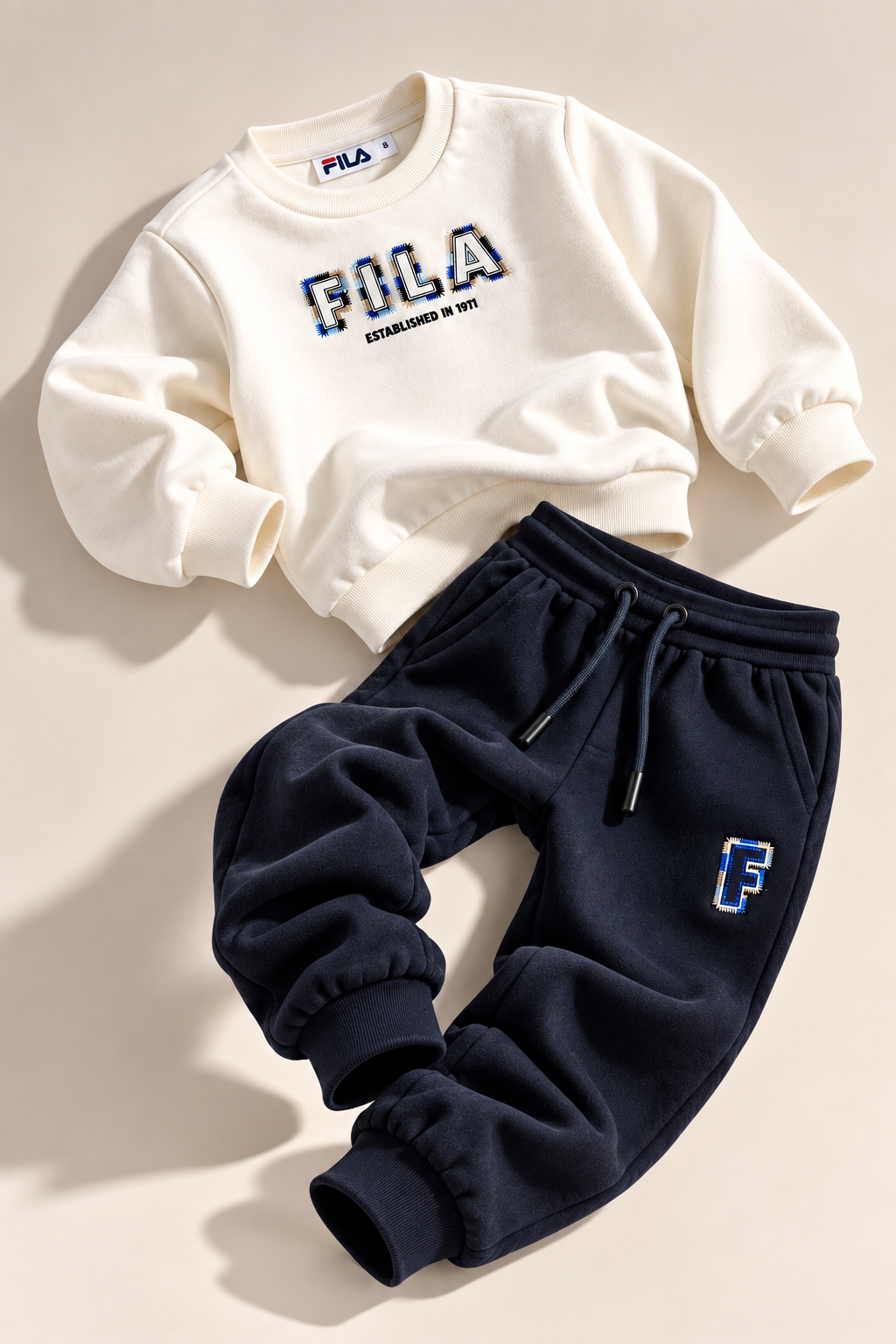 חליפת פוטר FILA לבנים סווטשירט כמאל קרם מידות 2-10 – תמונה 1