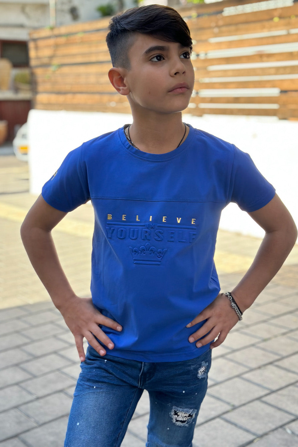חולצת BELIEVE