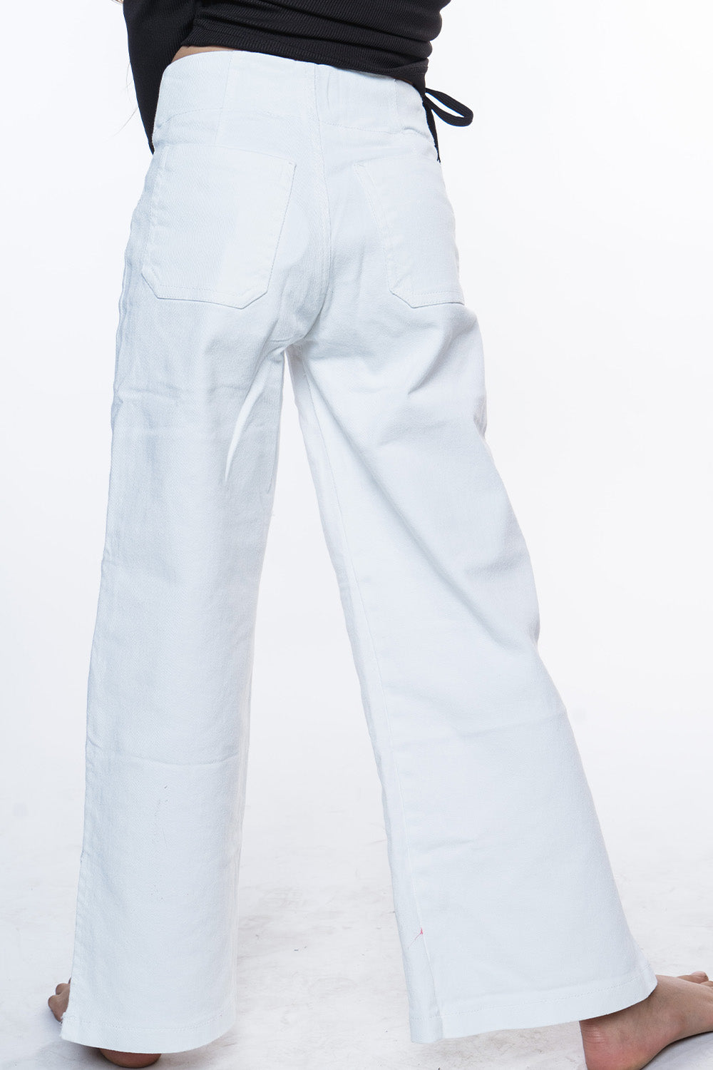 ג'ינס לבן מתרחב
